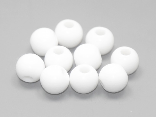 Бусины пластик круглые белые. 8 мм. 300 шт.