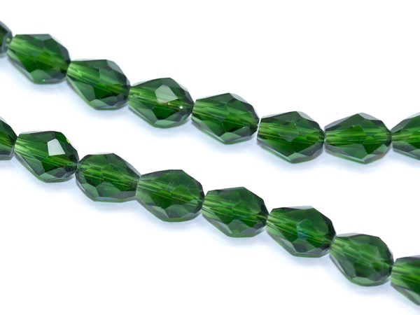 Бусина Капля граненая стеклянная темно-зеленая. 9 х 5 мм