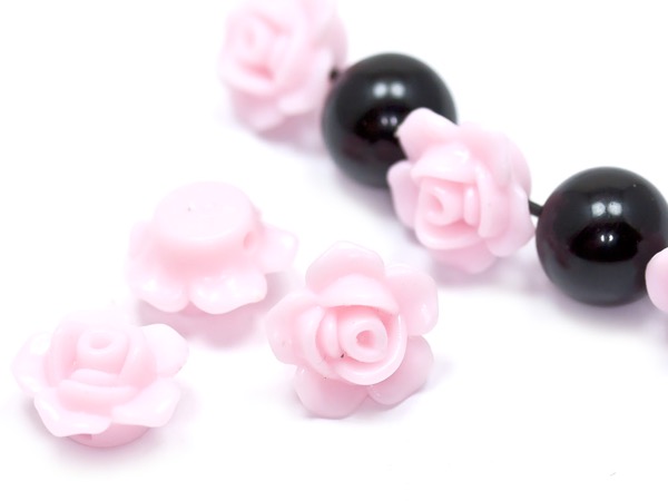 Бусины пластик Цветок светло-розовые. 13 мм. 10 шт.